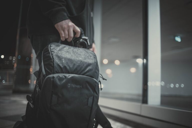 anti theft travel bags for men