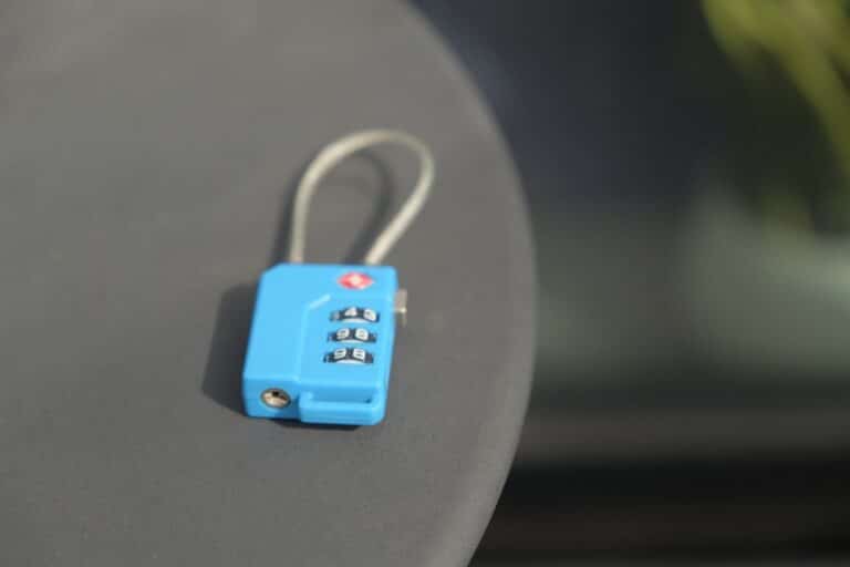 budget friendly zipper locks travel