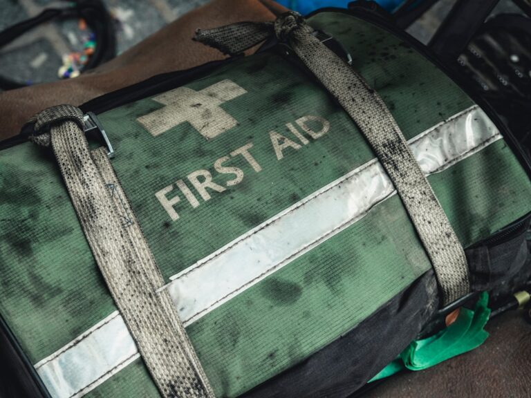 travel first aid kit checklist