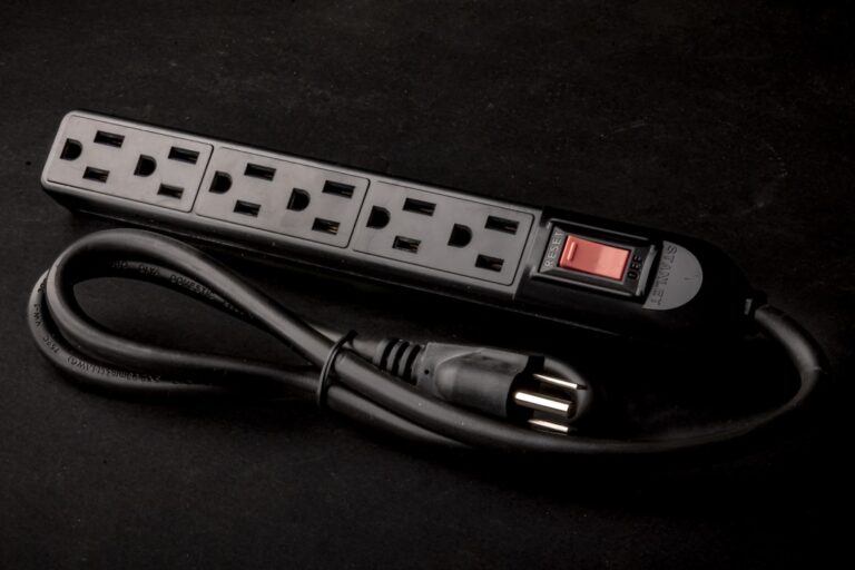 portable travel power strip