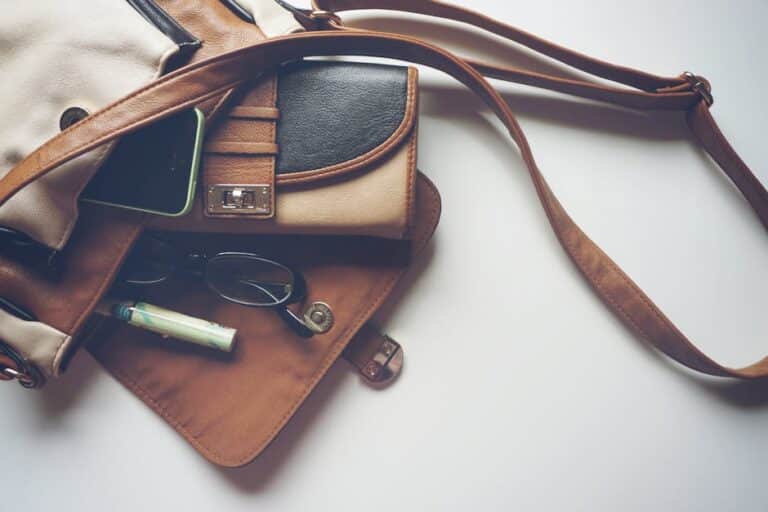 travel safety items for women