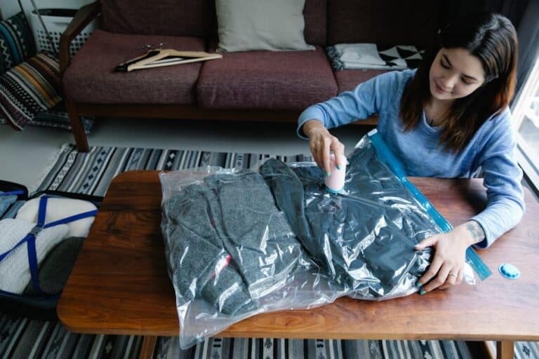 lightweight compression bags packing